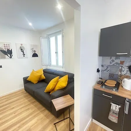 A Casa Di Amici - Delizioso A 15 Minuti Dal Cuore Di Apartament