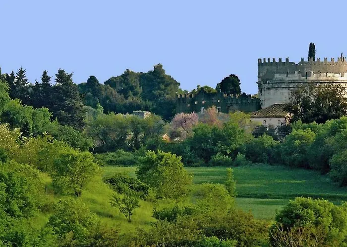 Basilica San Giovanni Appia Antica A Casa Di Amici *