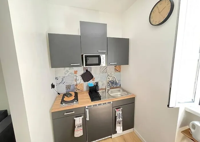 Basilica San Giovanni Appia Antica A Casa Di Amici